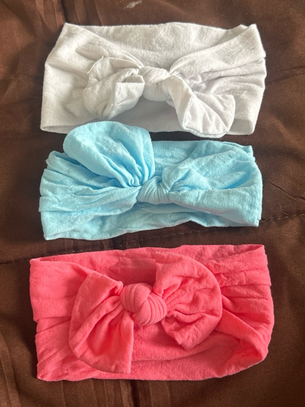 Three-Pack Kids Bow Headbands — White, Light Blue & Coral Pink